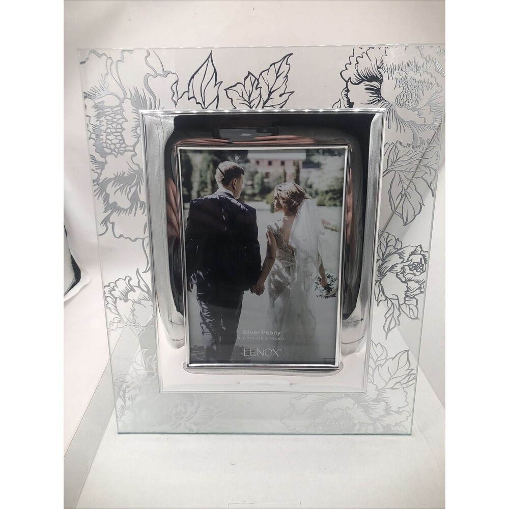 NEW Lenox Silver Peony 5x7 Picture Frame, Open-Box Never Used